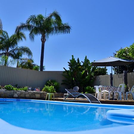 Palms Bed & Breakfast Perth Extérieur photo
