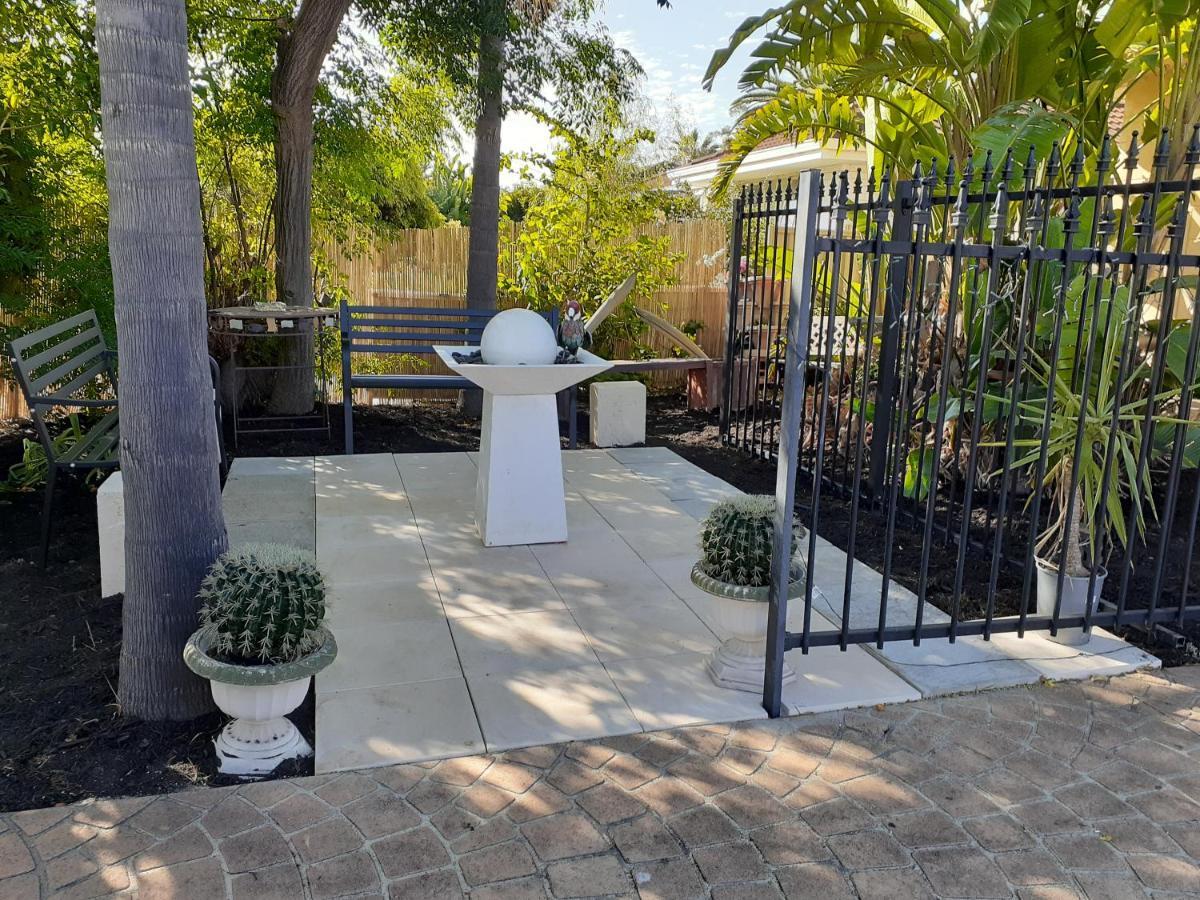 Palms Bed & Breakfast Perth Extérieur photo